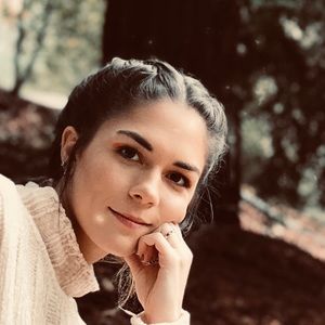 Meet your Posher, Hannah